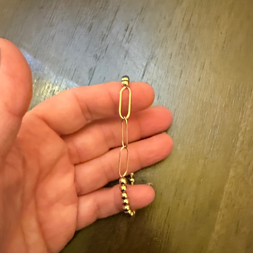 Elegant Gold filled paperclip Beaded Bracelet - Picture 2 of 3